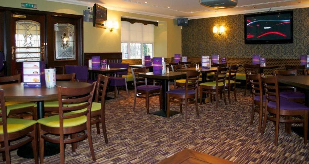 Lochway Hotel Dumbarton Extérieur photo