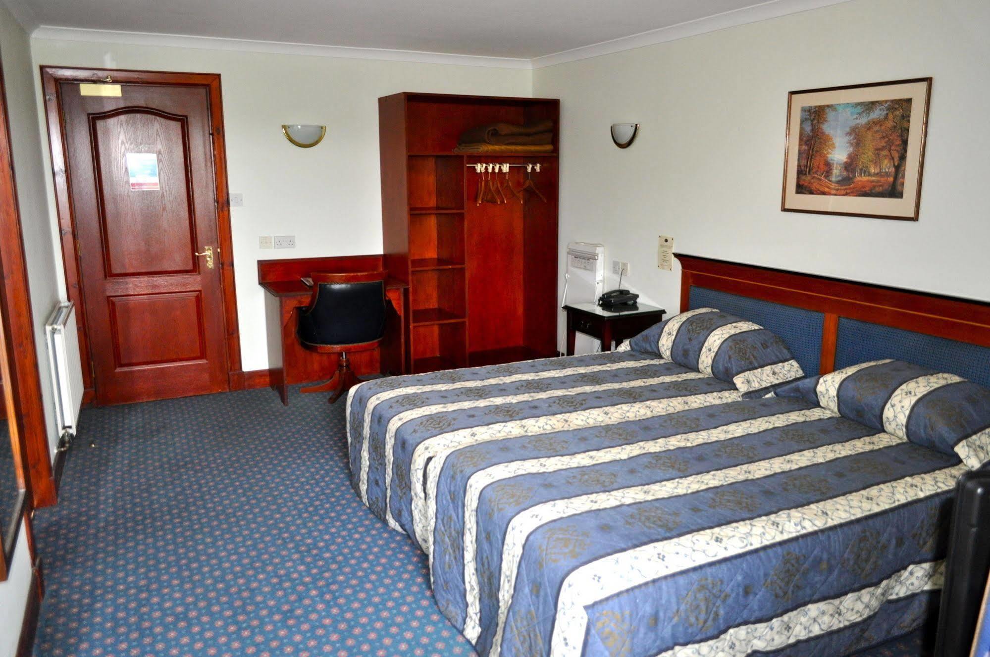 Lochway Hotel Dumbarton Extérieur photo